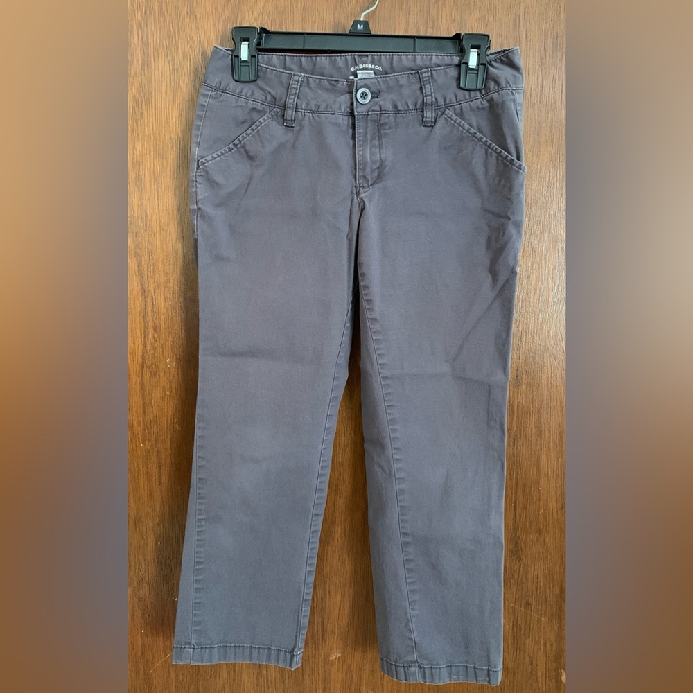 Women's Gray Capris
